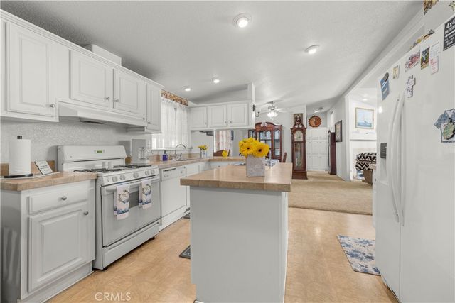 3050 W Ball Road 88, Anaheim, CA 92804