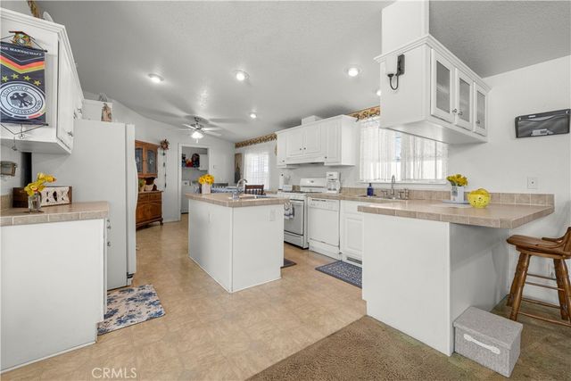 3050 W Ball Road 88, Anaheim, CA 92804