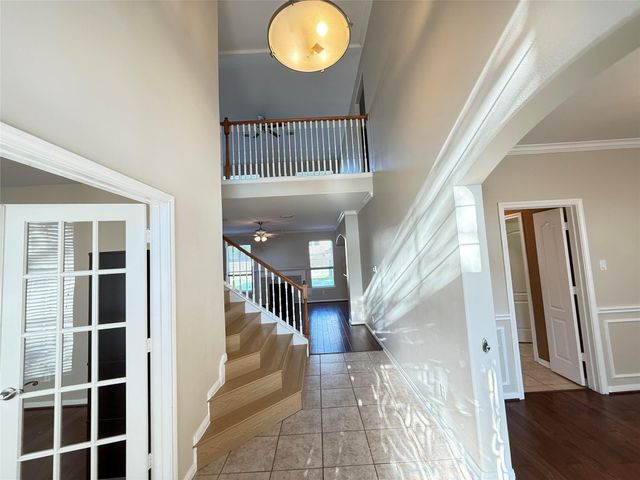 3808 Travis Lake Court, Pearland, TX 77581