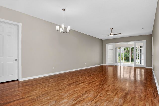 37 E Harbour Isle Dr Drive E 106, Fort Pierce, FL 34949