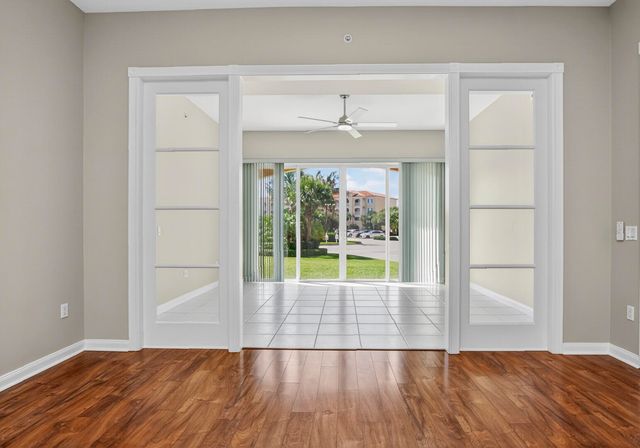 37 E Harbour Isle Dr Drive E 106, Fort Pierce, FL 34949