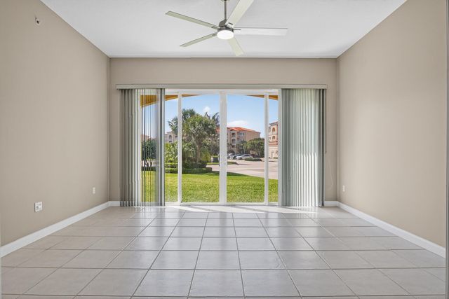 37 E Harbour Isle Dr Drive E 106, Fort Pierce, FL 34949