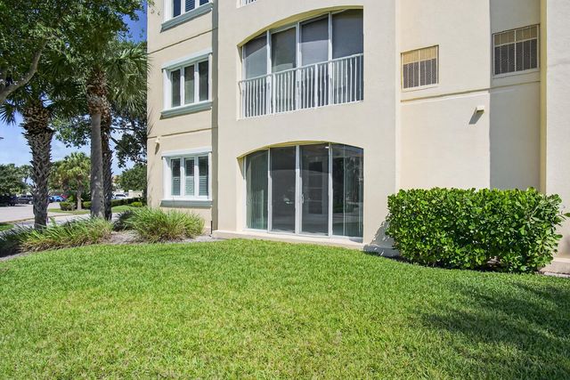 37 E Harbour Isle Dr Drive E 106, Fort Pierce, FL 34949