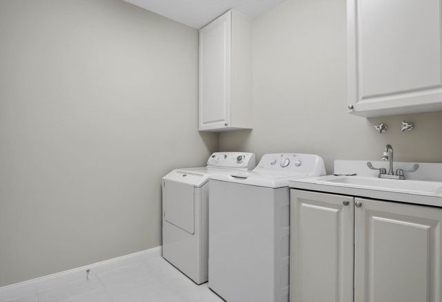 37 E Harbour Isle Dr Drive E 106, Fort Pierce, FL 34949