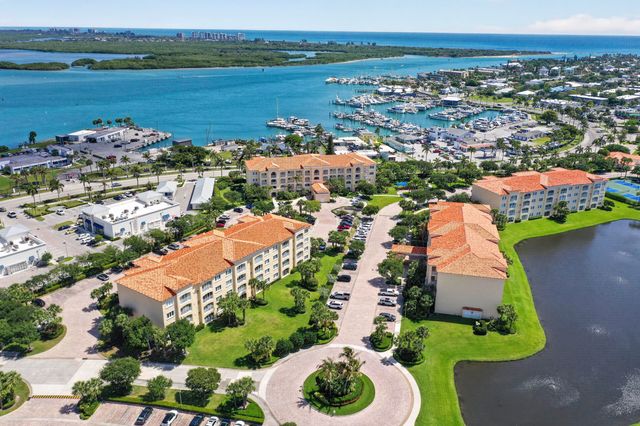 37 E Harbour Isle Dr Drive E 106, Fort Pierce, FL 34949