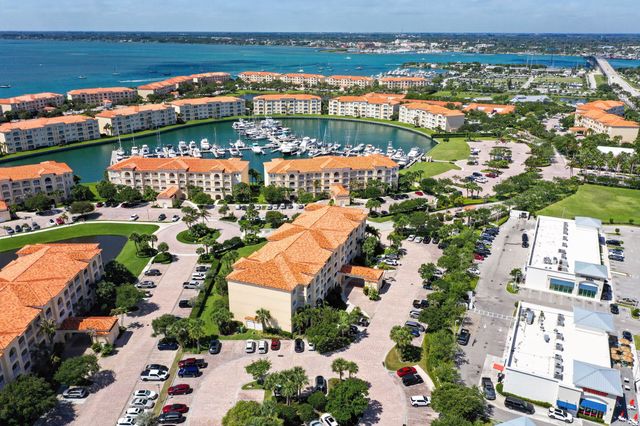 37 E Harbour Isle Dr Drive E 106, Fort Pierce, FL 34949