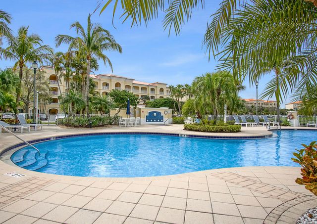 37 E Harbour Isle Dr Drive E 106, Fort Pierce, FL 34949