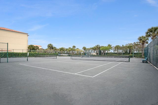 37 E Harbour Isle Dr Drive E 106, Fort Pierce, FL 34949