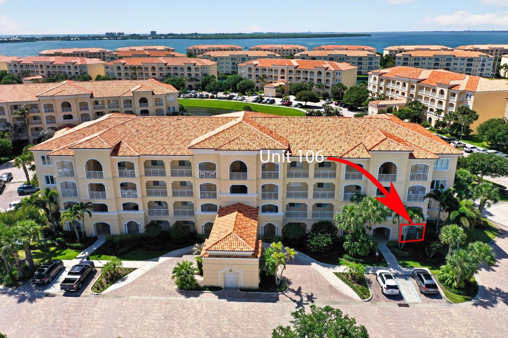 37 E Harbour Isle Dr Drive E 106, Fort Pierce, FL 34949
