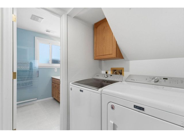 1040 White Elm Dr, Loveland, CO 80538