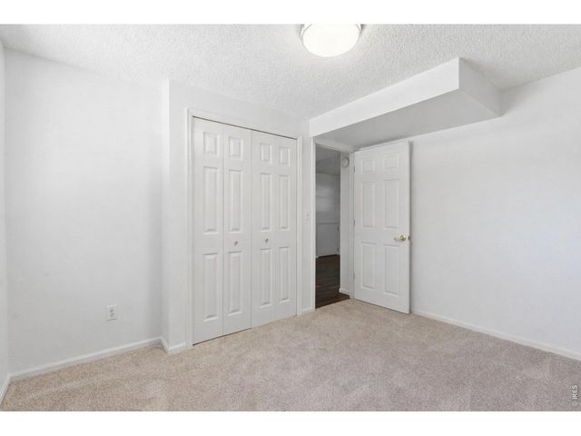 1040 White Elm Dr, Loveland, CO 80538
