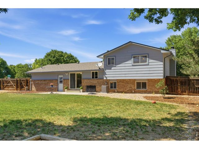 1040 White Elm Dr, Loveland, CO 80538