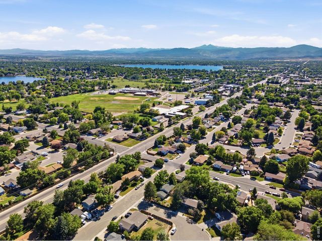 1040 White Elm Dr, Loveland, CO 80538