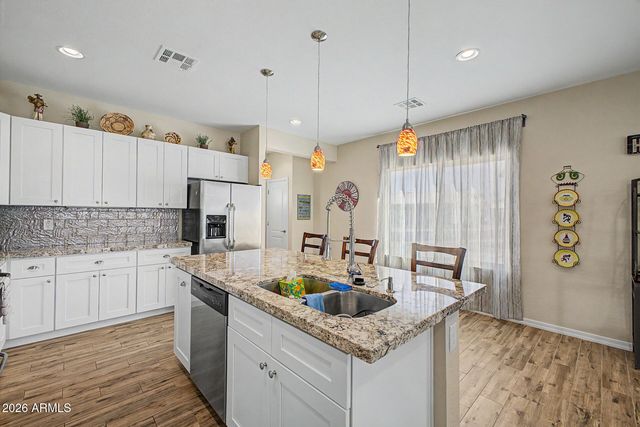 5721 E Leland Street, Mesa, AZ 85215