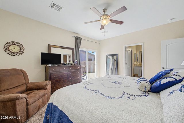 5721 E Leland Street, Mesa, AZ 85215