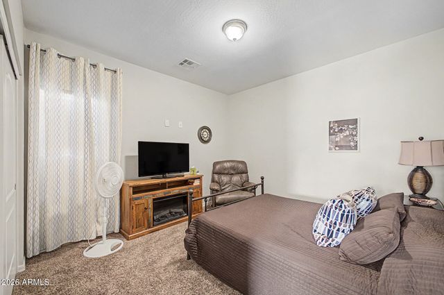 5721 E Leland Street, Mesa, AZ 85215