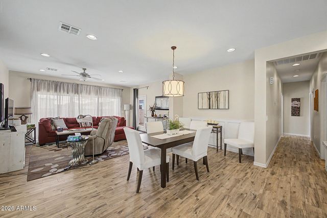 5721 E Leland Street, Mesa, AZ 85215