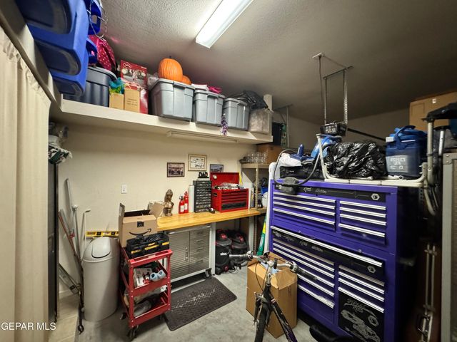 6035 LAGUNA VISTA Drive, El Paso, TX 79932