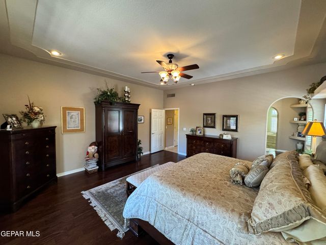 6035 LAGUNA VISTA Drive, El Paso, TX 79932