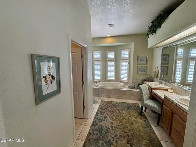 6035 LAGUNA VISTA Drive, El Paso, TX 79932