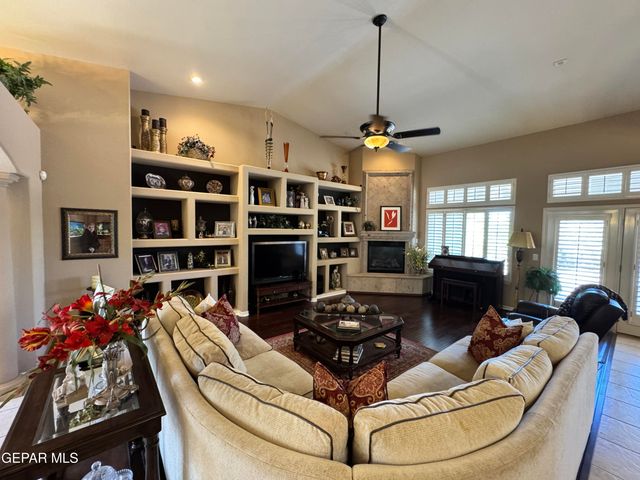 6035 LAGUNA VISTA Drive, El Paso, TX 79932