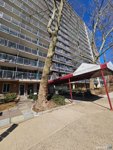 100 York Street 17K, New Haven, CT 06511