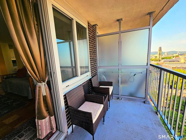 100 York Street 17K, New Haven, CT 06511