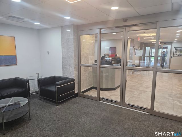 100 York Street 17K, New Haven, CT 06511