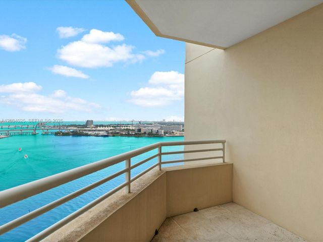 888 Brickell Key 2510, Miami, FL 33131
