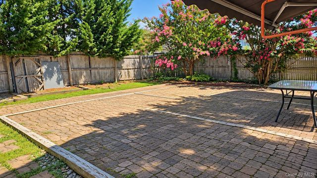 132 Bayswater Boulevard, Inwood, NY 11096