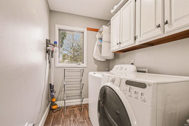 17827 Fox Den Drive, Granger, IN 46530