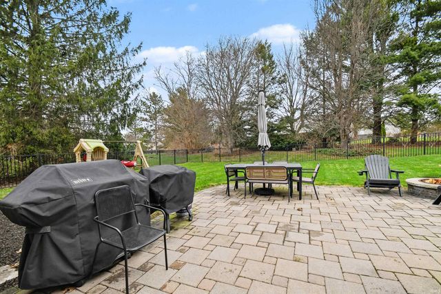 17827 Fox Den Drive, Granger, IN 46530