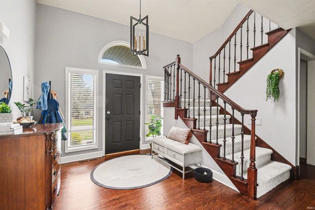 17827 Fox Den Drive, Granger, IN 46530