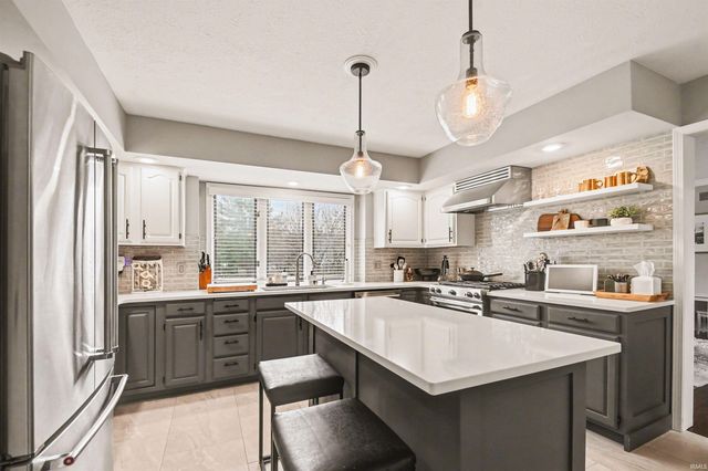 17827 Fox Den Drive, Granger, IN 46530