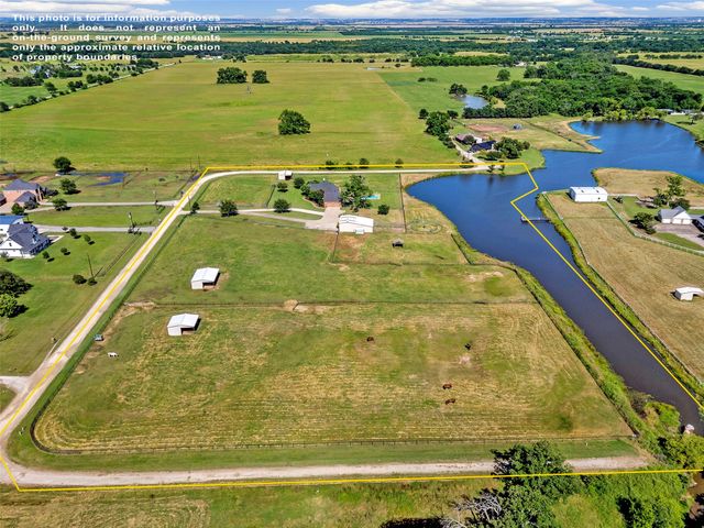 10208 Mohon Lane, Pilot Point, TX 76258