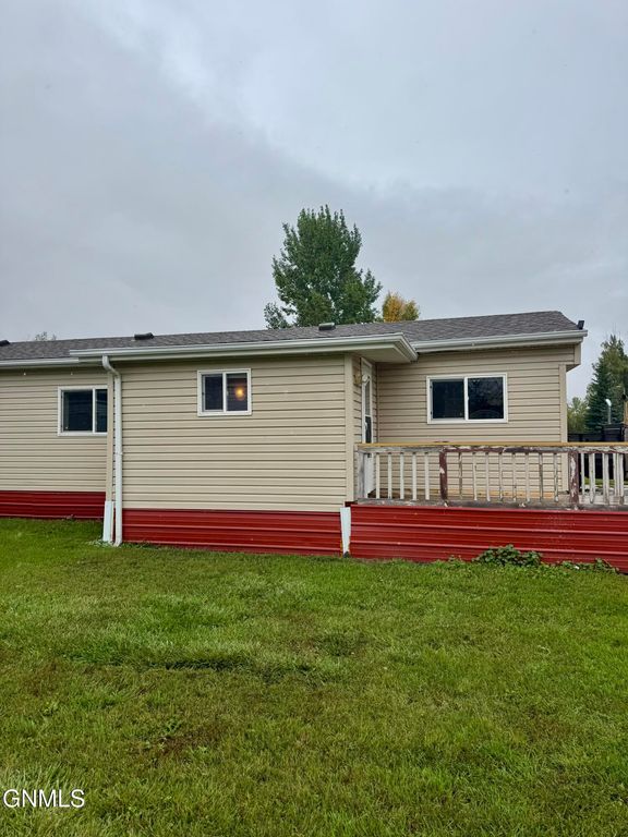 104 Carbon Street, Underwood, ND 58576 photo 11