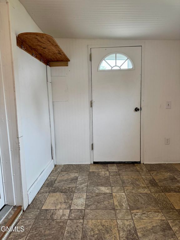 104 Carbon Street, Underwood, ND 58576 photo 18