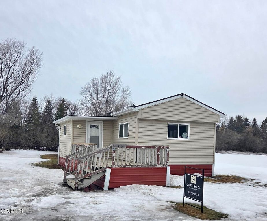 104 Carbon Street, Underwood, ND 58576 photo 7