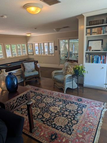 255 Heathwood Drive, Spartanburg, SC 29307