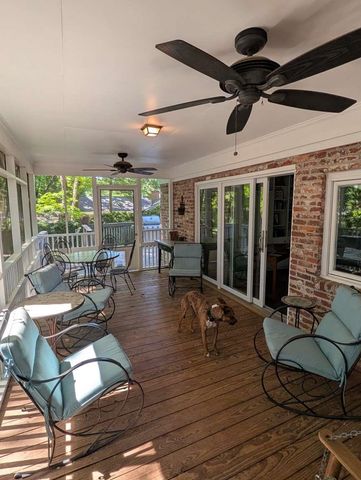 255 Heathwood Drive, Spartanburg, SC 29307