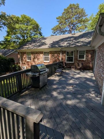 255 Heathwood Drive, Spartanburg, SC 29307