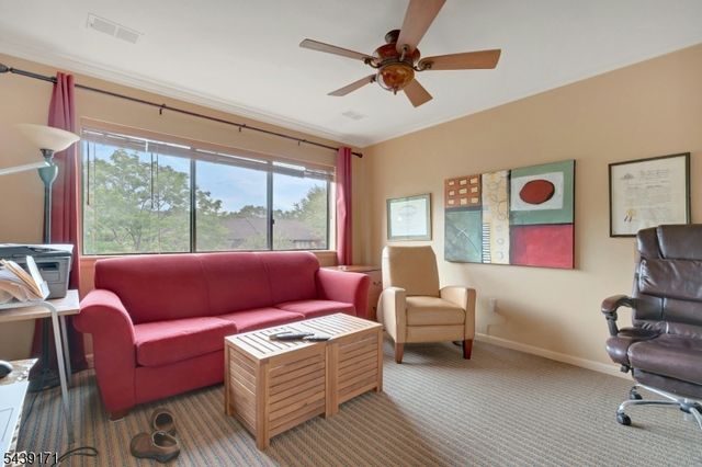 211 Yorktowne Ct, Washington Twp., NJ 07676