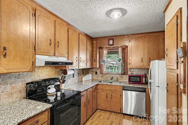 7707 Waxhaw Highway, Waxhaw, NC 28173