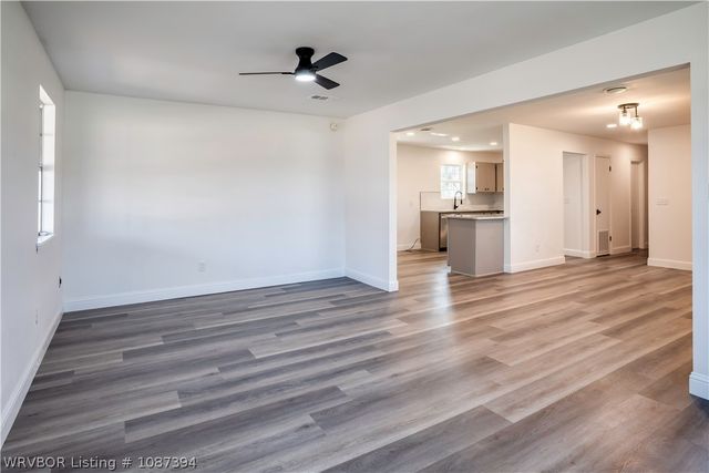 2 S 15th Street, Lavaca, AR 72941