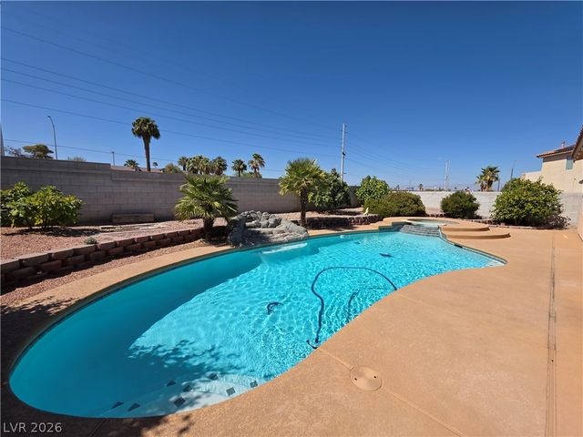 6323 Mahogany Peak Avenue, Las Vegas, NV 89110