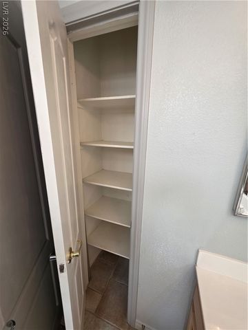 6323 Mahogany Peak Avenue, Las Vegas, NV 89110