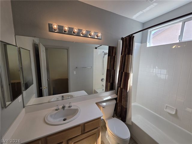 6323 Mahogany Peak Avenue, Las Vegas, NV 89110