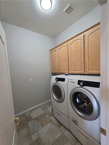 6323 Mahogany Peak Avenue, Las Vegas, NV 89110