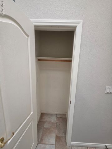 6323 Mahogany Peak Avenue, Las Vegas, NV 89110