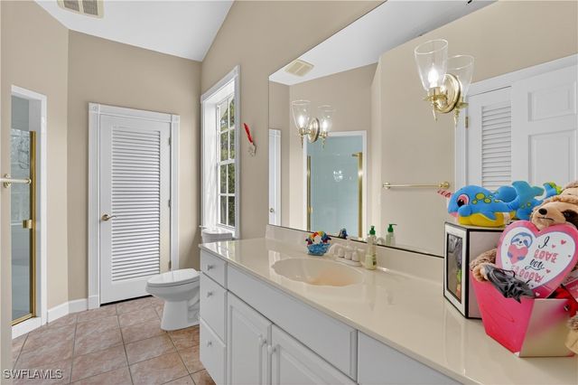 685 11th ST NW, Naples, FL 34120